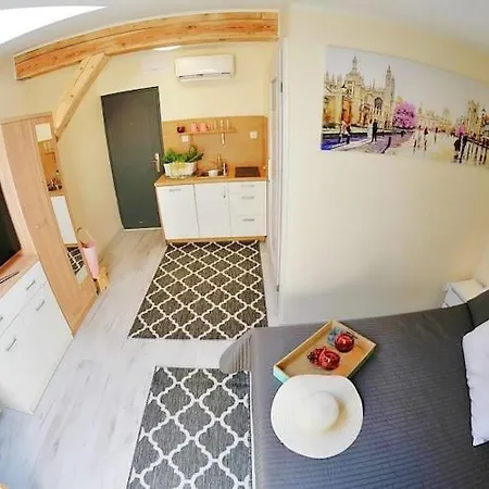 Apartment In Ustronie Morskie By The Beach, Cleaning Included アパート ウストロニエ・モルスキエ